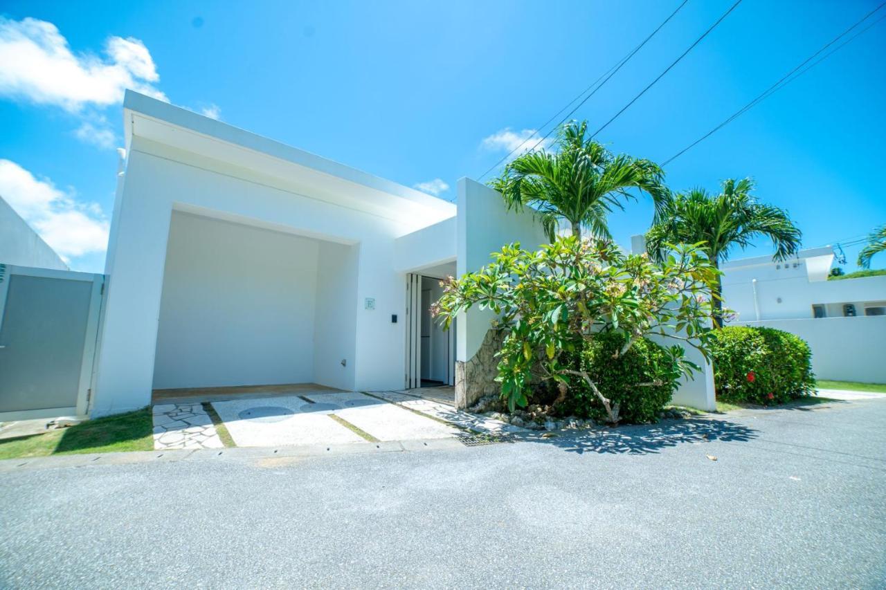 Crystal Villa Miyakojima Sunayama Beach Exterior foto